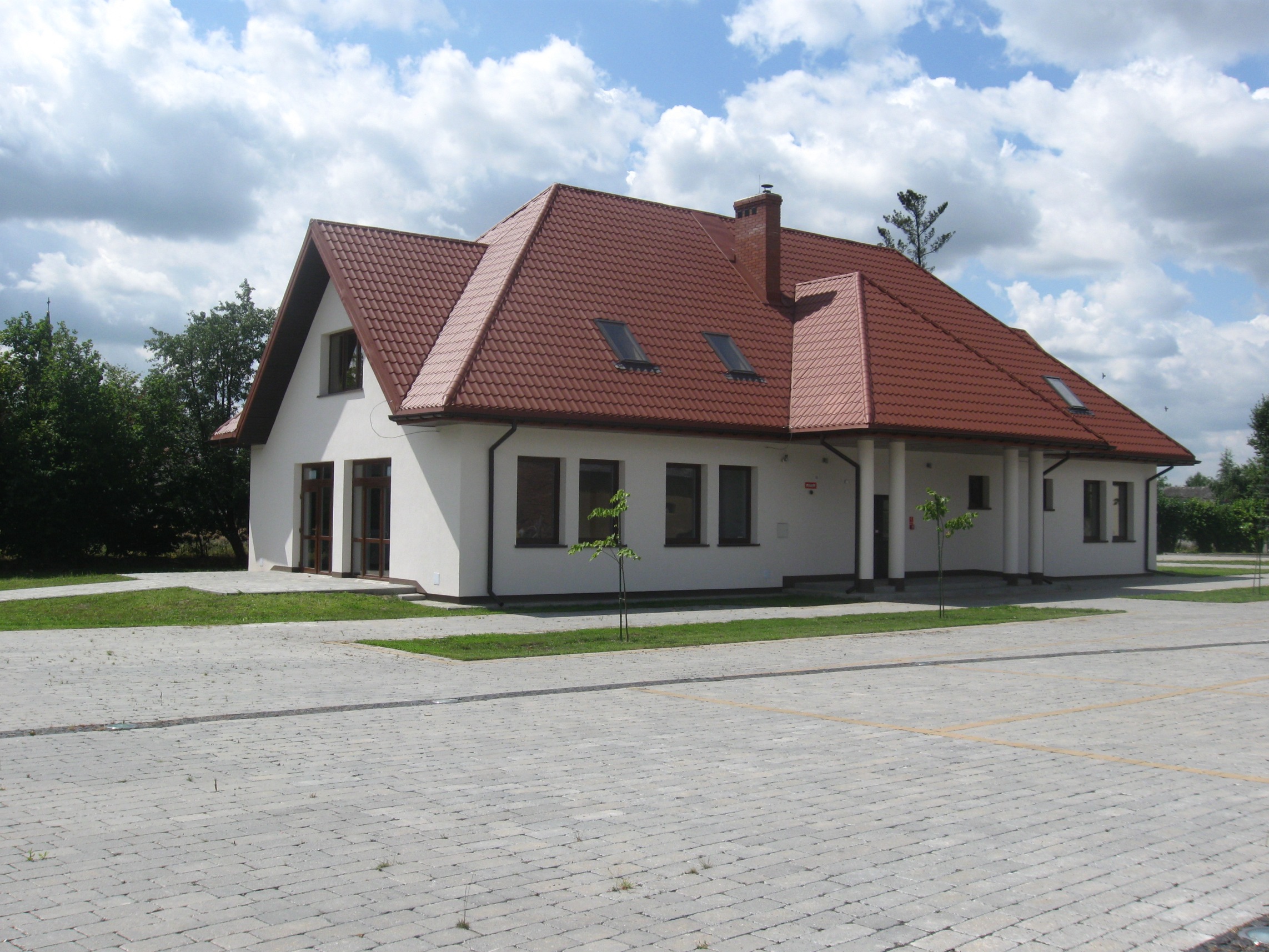 budynek administracyjno-usługowy-3